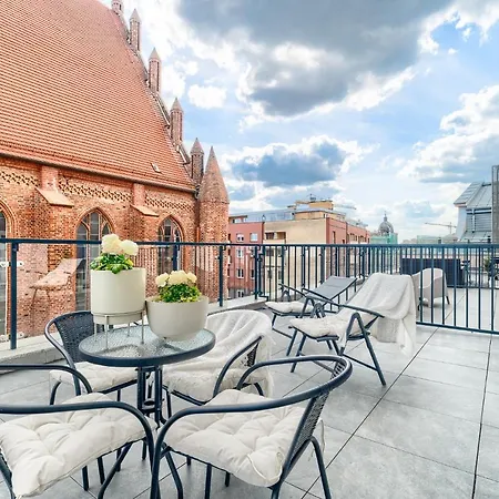 1000 Stare Bulwary No 1 Daire *